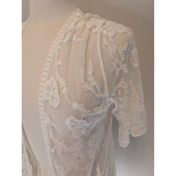 Elegant Sheer White Lace Kimono Cardigan Duster Medium Boho Cottagecore - Picture 3 of 6